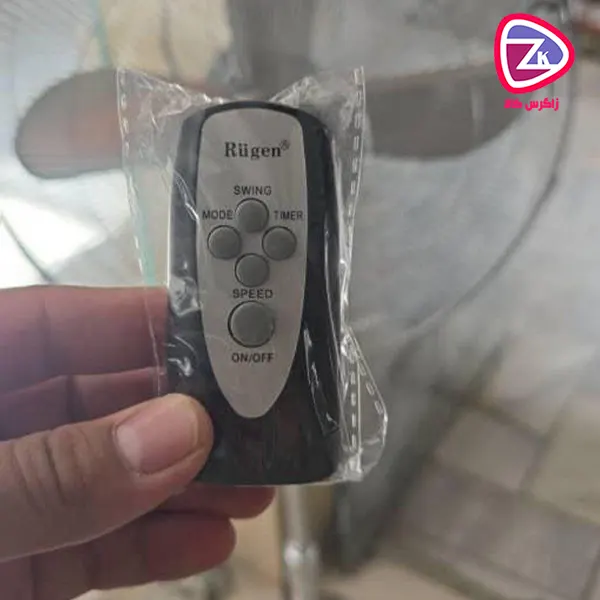 قابلیت چرخش دو جهته یکی دیگر از نکات مثبت در طراحی این پنکه حرفه‌ای است. شود